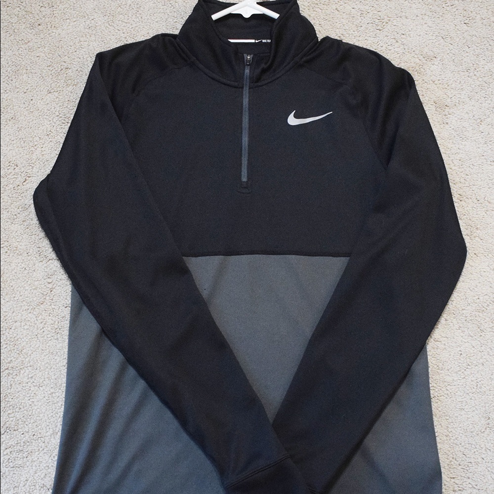 Men’s Nike quarter zip sweatshirt